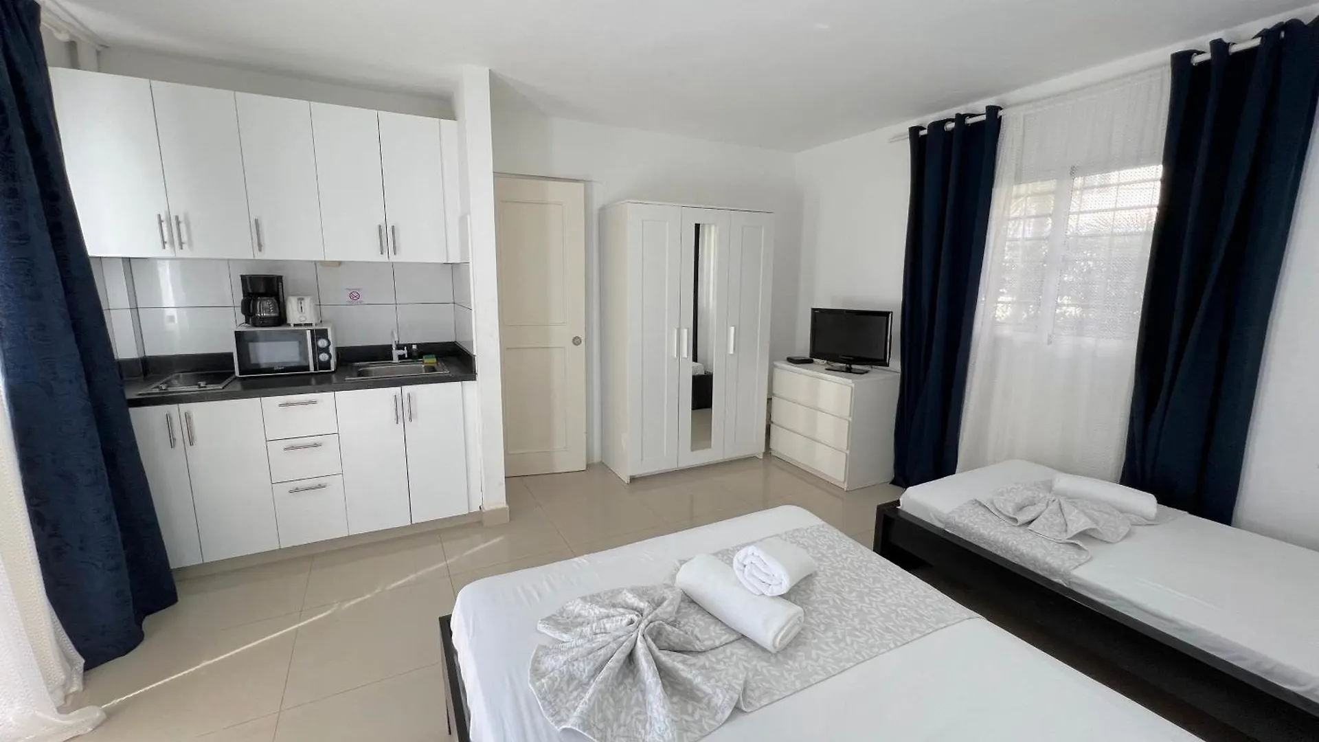 Sol Caribe Suites Playa Los Corales Punta Cana 5*,