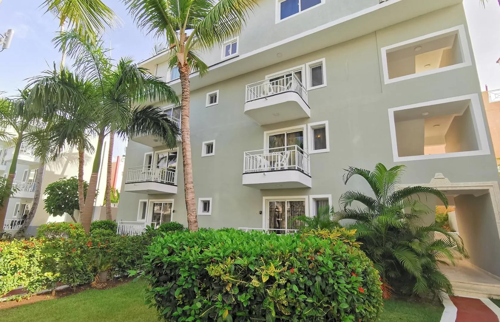 Sol Caribe Suites Playa Los Corales Punta Cana Hotel